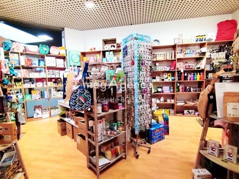 Boutique de D&eacute;coration - Cadeaux- Jeux- Art de la table- Epicerie Fine 9000 49600 Beaupreau-en-mauges