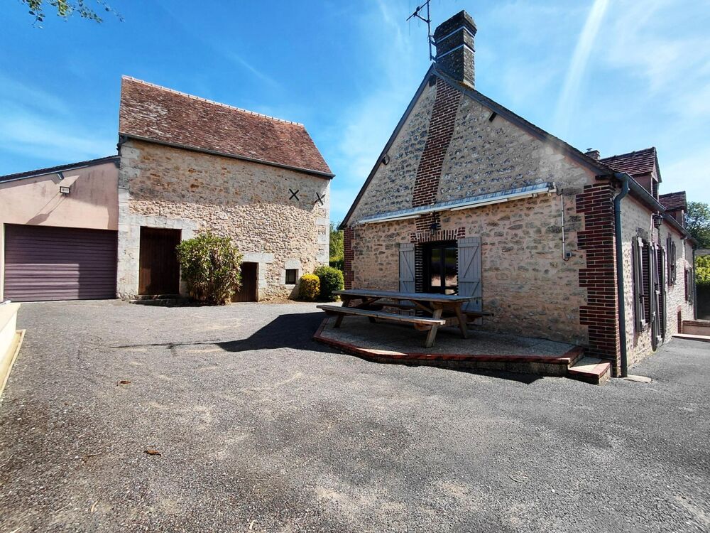 Maison de pierre 3/4 chambres avec dépendances rénovées
