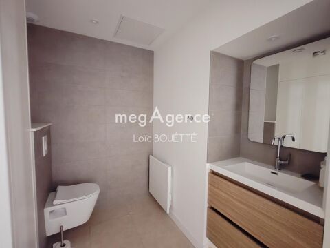   LOCAL COMMERCIAL – EMPLACEMENT STRATÉGIQUE – LIBRE DE TOUTE OCCUPATION 