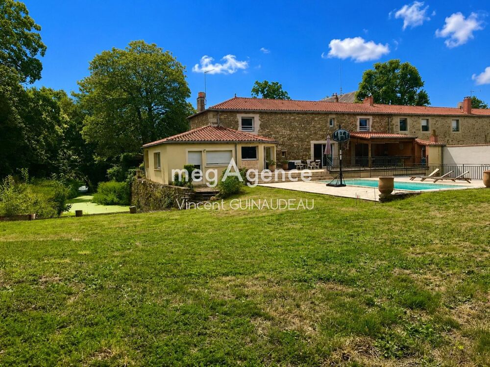 Longere Dans domaine