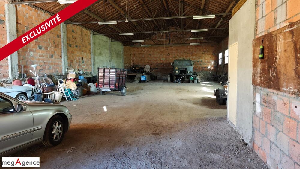 Vente Parking/Garage Garage/ Stockage 360 m² sur 715 m² de parcelle. Lapalisse