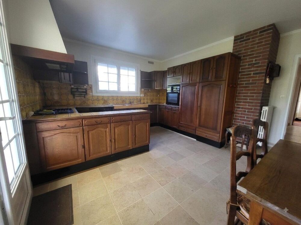 Vente Maison Maison de 226 m2 dans le centre de Courtenay Courtenay