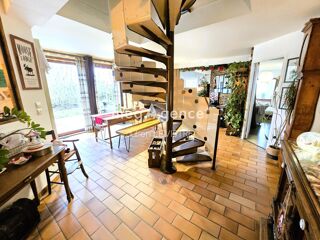  Maison à vendre 7 pièces 165 m²