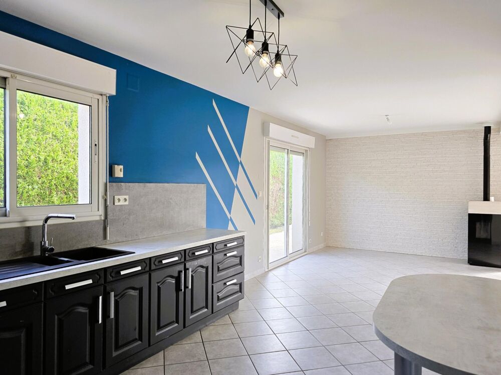 Chammes  Pavillon 4 ch. avec suite parentale en RDC