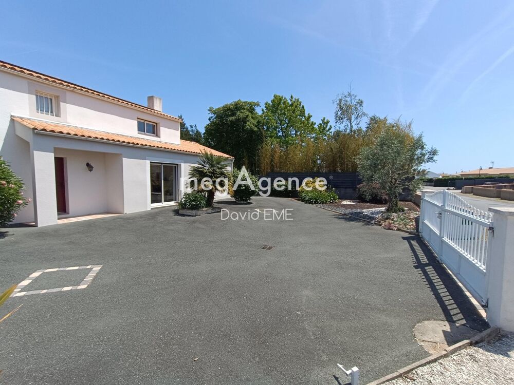 Vente Maison 7 Pièces, 141 m2, 4 chambres, Maché MachÉ