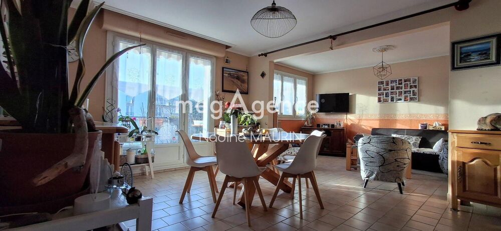 Appartement de 84 m², 2 chambres, parking, Blois