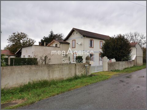   2 maisons habitables de suite - Terrrain 65533 m� Maison - 10 pi�ce(s) - 278 m�