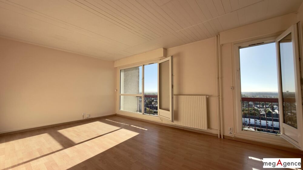 Appartement de 2 pièces et cave, en centre ville.