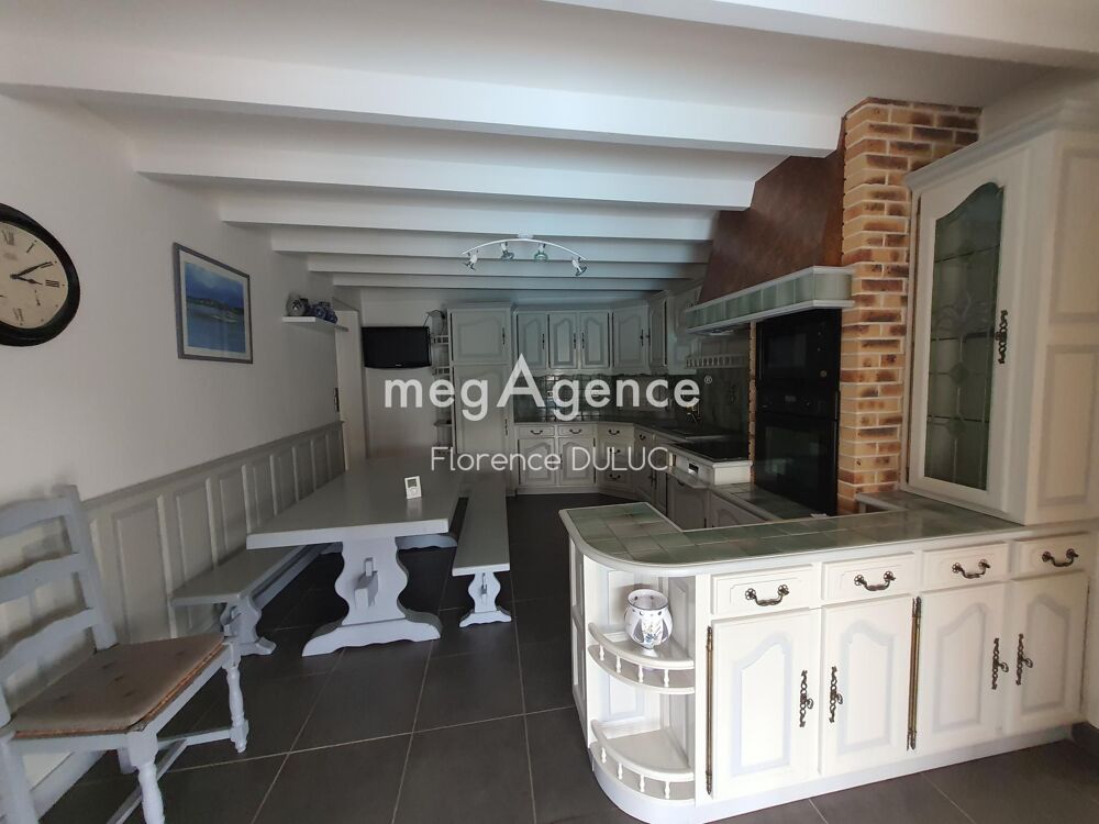 Vente Maison CHARENTAISE DE CHARME AVEC VERANDA, PISCINE, GARAGE Grandjean