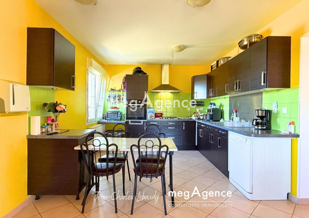 Vente Maison Maison 7 pièces - Bâtiment annexe Roullours