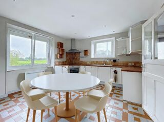  Maison à vendre 10 pièces 252 m²