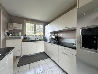  Maison � vendre 7 pi�ces 215 m�