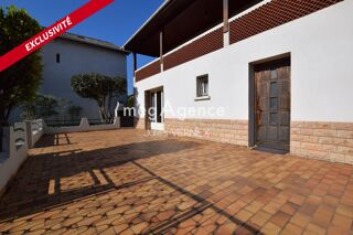  Maison � vendre 8 pi�ces 210 m�
