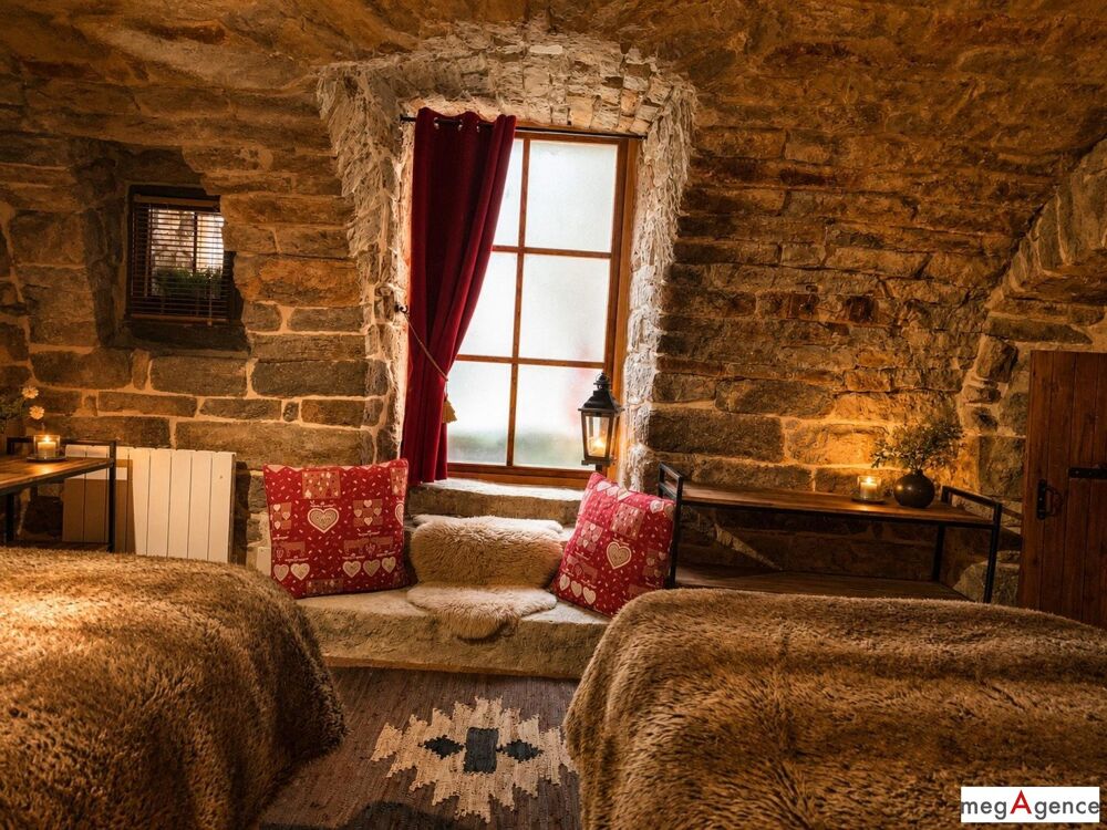 à vendre  Maison Ispagnac (48320)