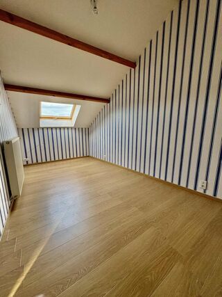  Appartement à vendre 6 pièces 180 m²