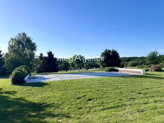  Maison  vendre 7 pices 212 m