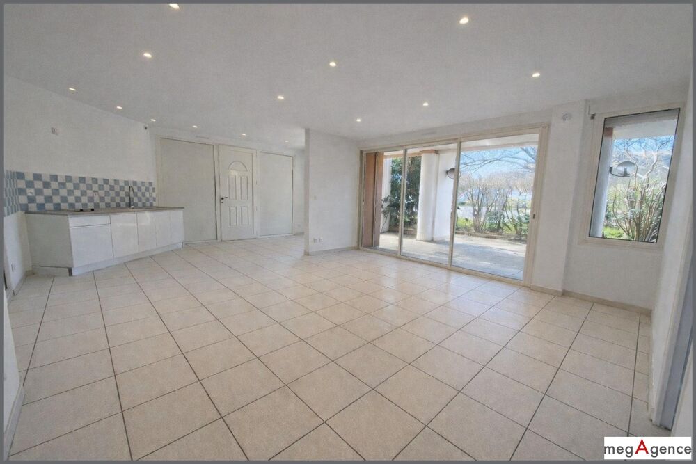 Vente Appartement Cavalière – T2 avec parking à 200 m de la plage Le lavandou