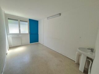  Appartement à vendre 7 pièces 110 m²