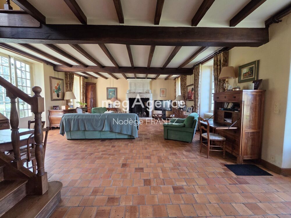 Vente Maison ESSOUVERT (17400) – PROPRIÉTÉ DE CARACTÈRE AVEC DEUX MAISONS INDÉPENDANTES, DÉPENDANCES ET TERRAIN DE 5 000 M² Essouvert