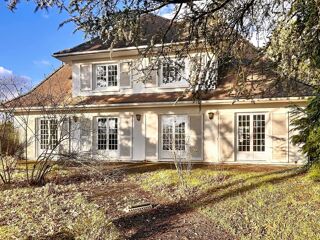  Maison à vendre 10 pièces 221 m²