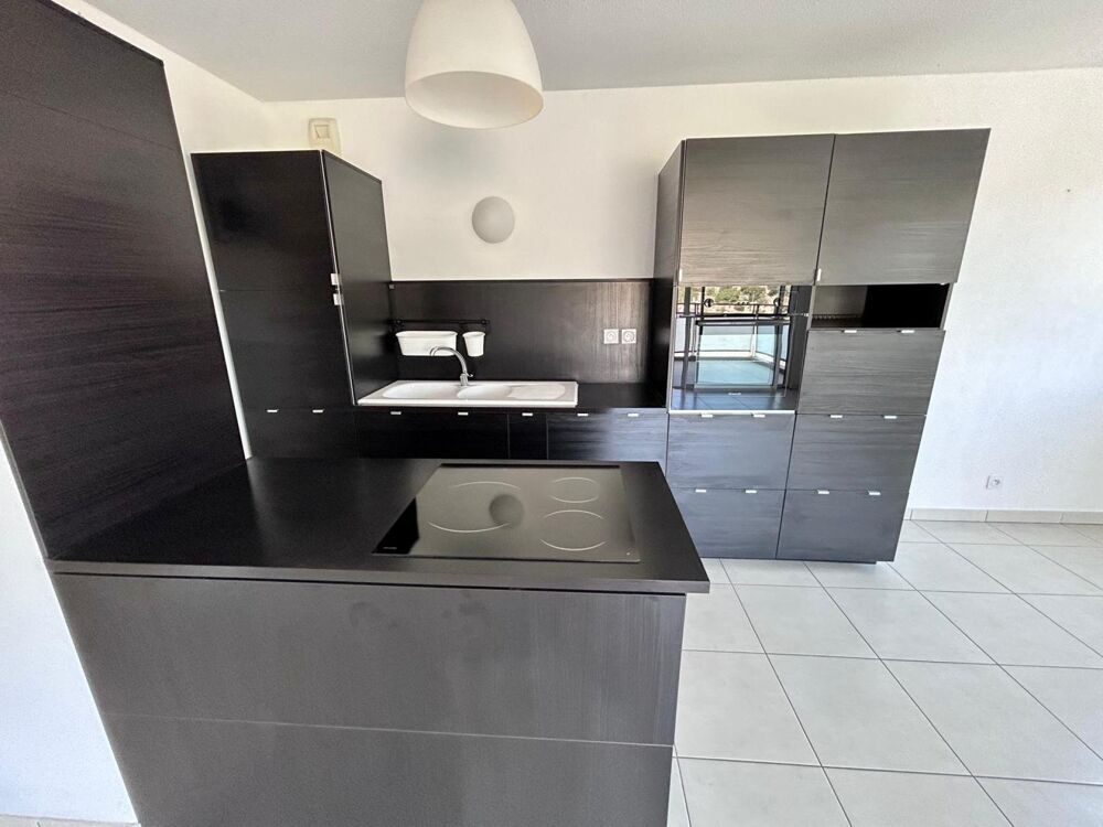 A VENDRE : T2 de 56m² avec terrasse et garage - SAINT-RAPHAEL - Valescure