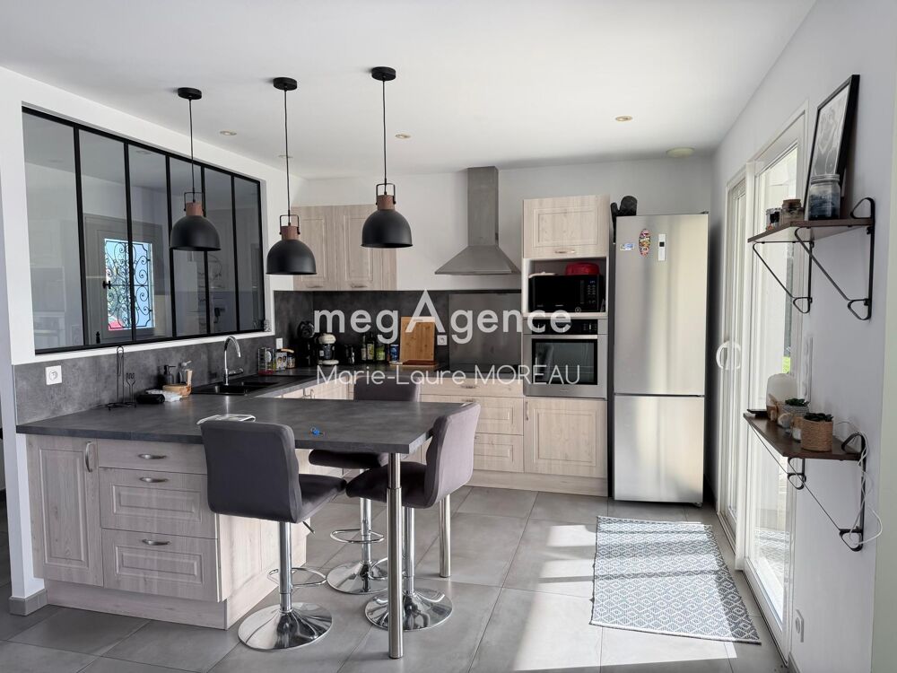Maison à vendre au calme à Trillou