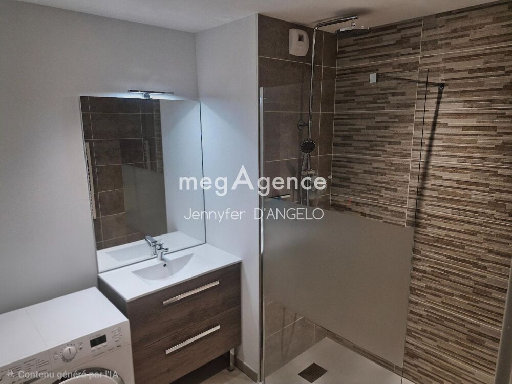 à vendre  Appartement Sanary-sur-Mer (83110)