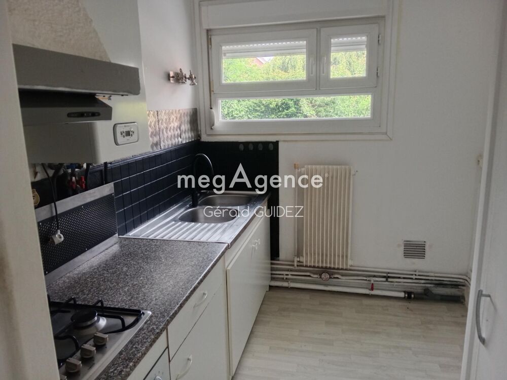Location Appartement A LOUER MEUBLE, Proche centre de DOUAI, Pour étudiants ( es)  Appartement de 59m2 type 3 de 2 chambres RDC dans une résidence tr Douai