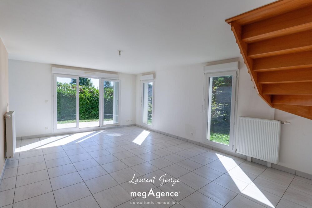 Maison contemporaine 3 chambres avec jardin