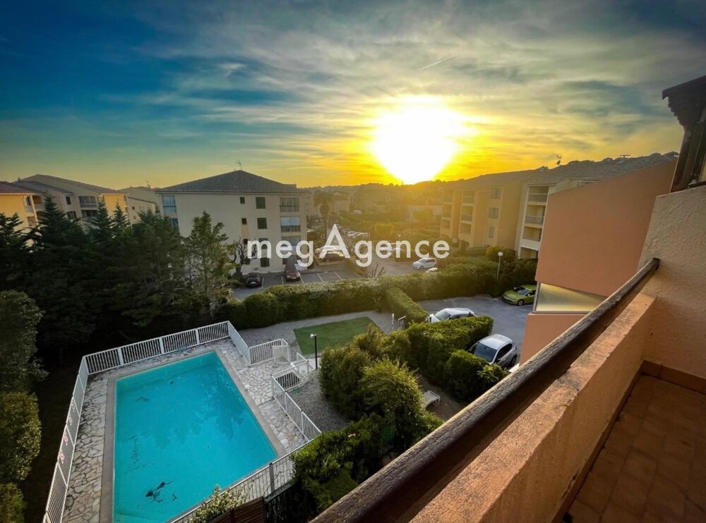 Vente Appartement SANARY-SUR-MER –STUDIO MEUBLÉ AVEC TERRASSE & PISCINE Sanary-sur-mer