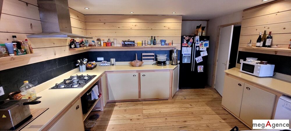 Maison en pierre + grange + 3 200 m² terrain  Cévennes