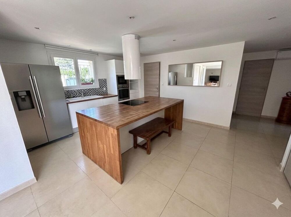 Vente Maison A VENDRE : Magnifique Villa de 106m² en nue Propriété - SAINT-RAPHAEL - 83700 Saint-raphael