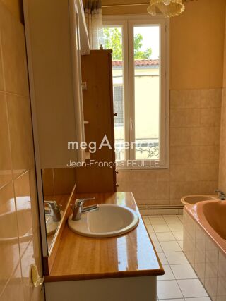  Immeuble à vendre 148 m²