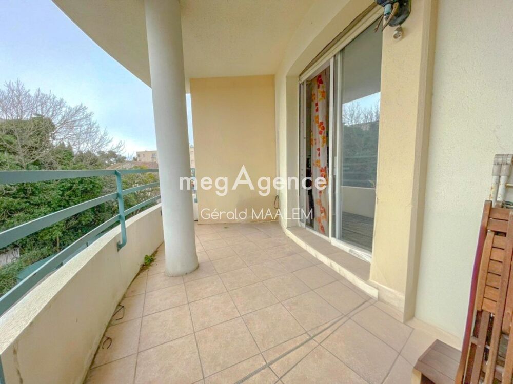 Appartement 2 pièces avec terrasse et Garage à Cavalaire-sur-Mer