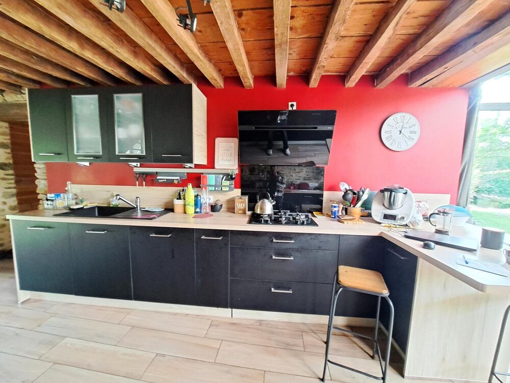 Maison 4 chambres, dépendance, 4 hectares, rivière