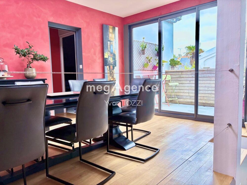 Vente Maison Demeure de 279 m2  au pied de la grande plage. Les sables-d'olonne