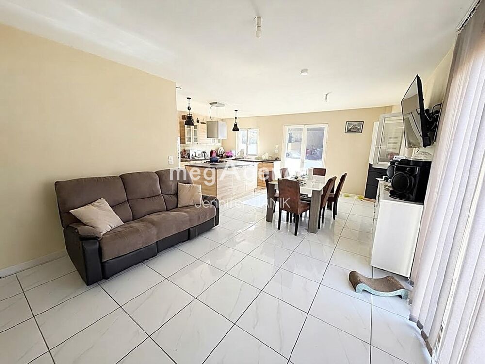 Vente Maison Construction 2023 ! A MOINS DE 10 MINUTES DE SAINT JUST EN CHAUSSEE Saint-just-en-chaussée