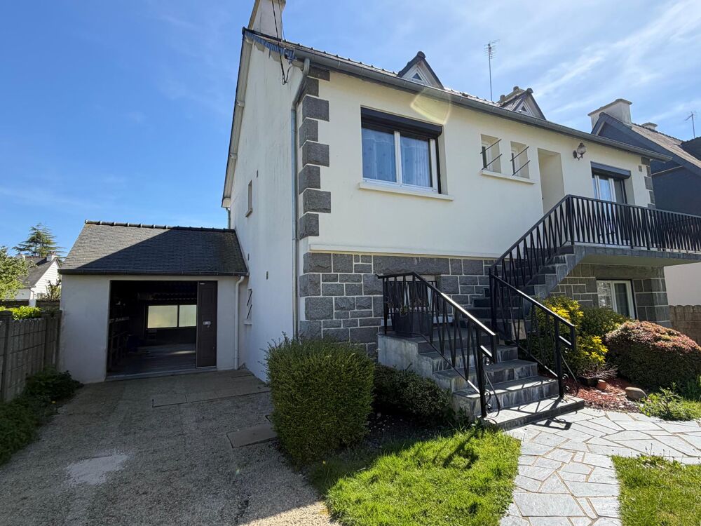 Maison de ville proche toutes commodités avec un fort potentiel locatif