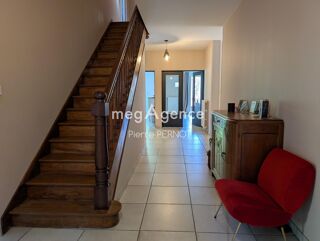  Maison � vendre 10 pi�ces 200 m�