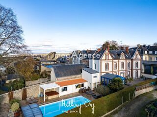  Maison à vendre 10 pièces 247 m²