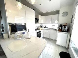  Appartement  vendre 4 pices 80 m