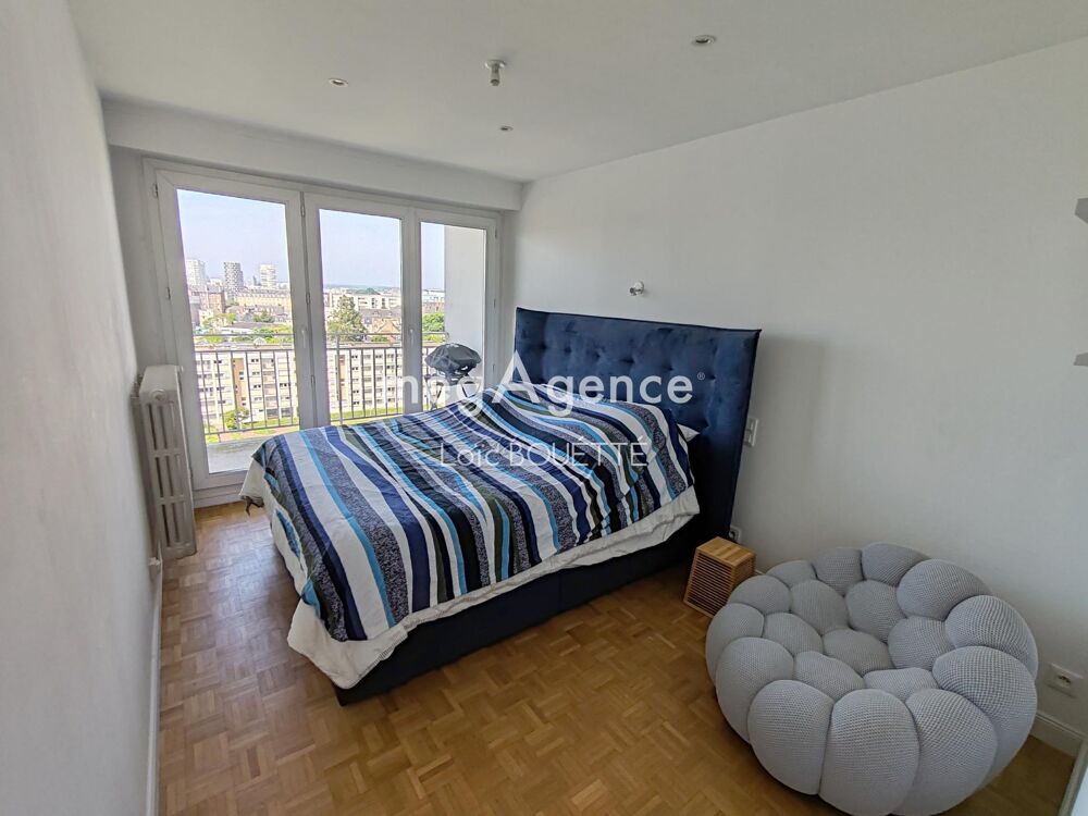 DERNIER ETAGE AVEC ASCENSEUR, RENOVÉ, COLOMBIER