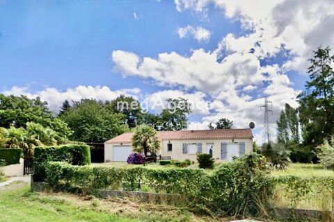   Joli pavillon de plain pied enti�rement restaur� Maison - 6 pi�ce(s) - 103 m�