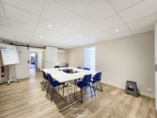  Immeuble à vendre 204 m²