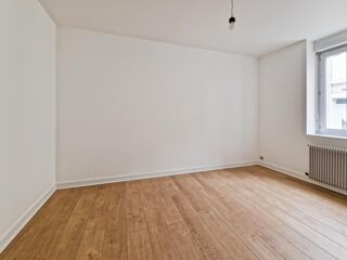  Appartement à louer 3 pièces 57 m²