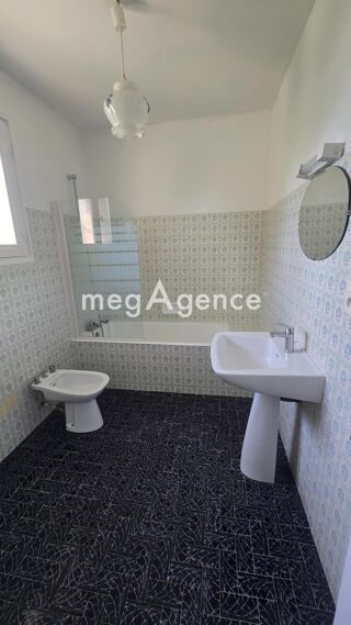  Maison  vendre 8 pices 145 m