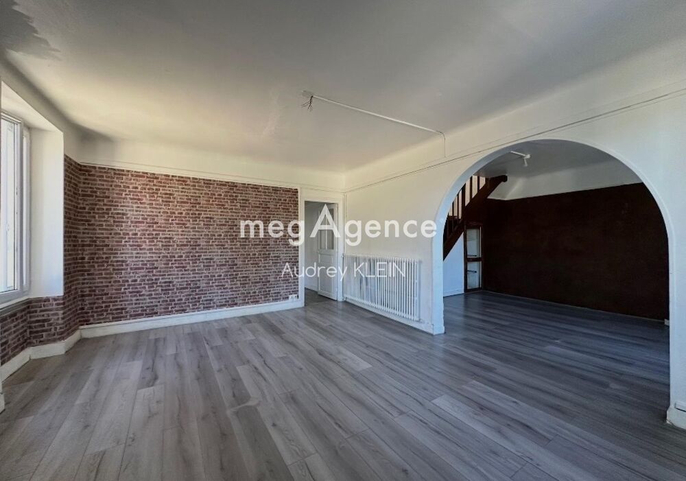 Maison 7 pièces 157 m² · à Pont-sur-Yonne · 157 m² · 159 000 €