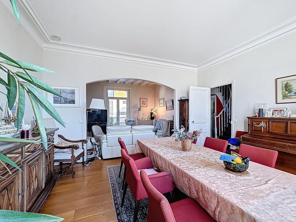 Maison de maître 11 pièces 217 m2