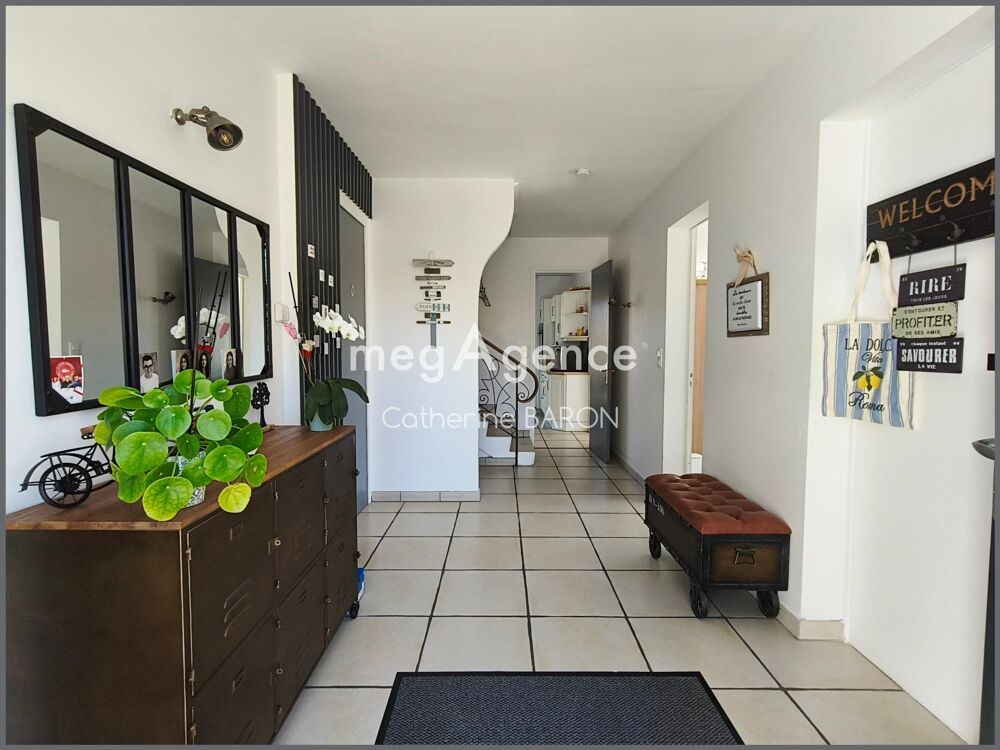 Vente Maison Maison - 5 chambres - jardin Chateaubernard