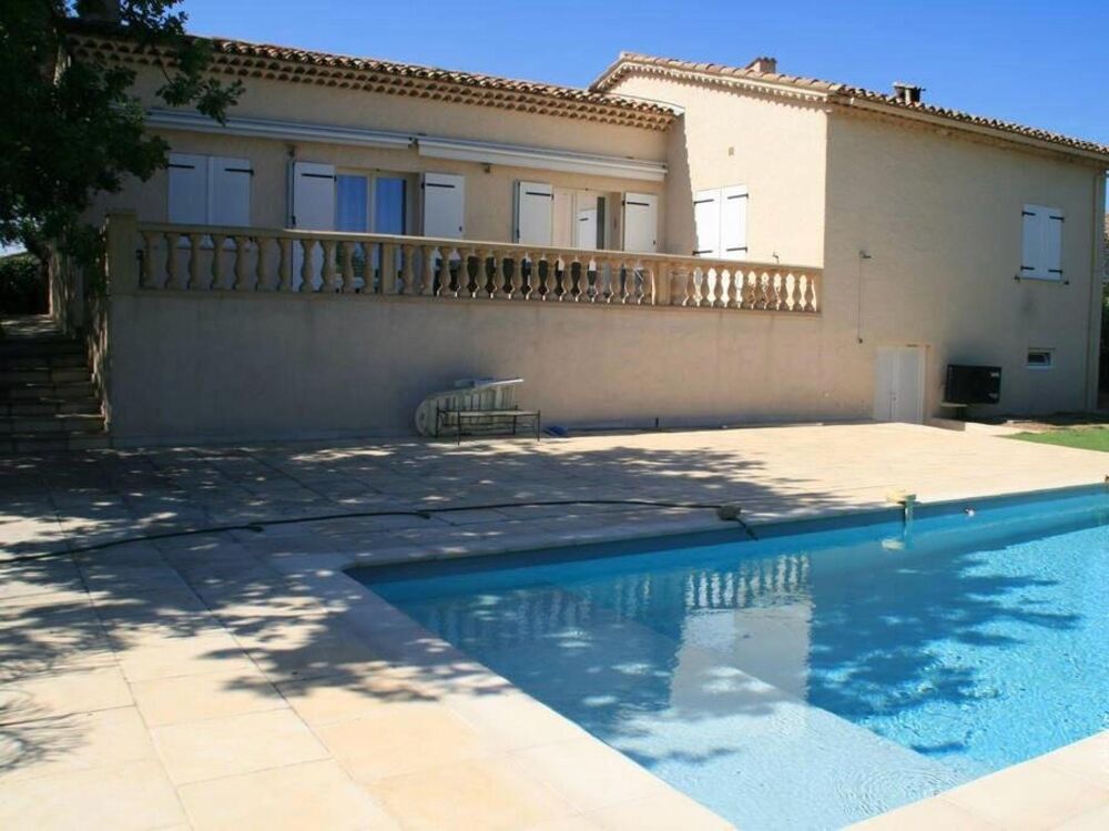 A VENDRE : Magnifique Villa de 106m² en nue Propriété - SAINT-RAPHAEL - 83700